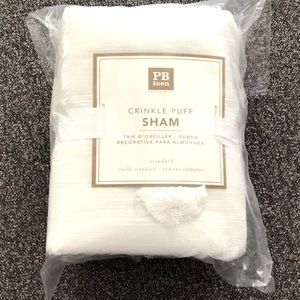 NWT Pottery barn teen crinkle puff standard sham white